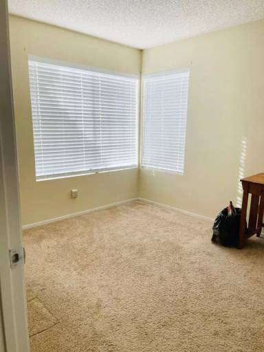 Main picture of 8520 Manalang Rd