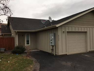 Main picture of 2721 SW Salmon Ave