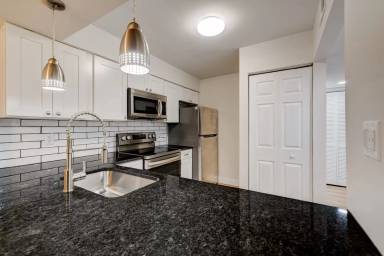 Main picture of 5562 E Virginia St