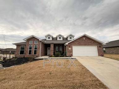 Main picture of 329 E Graystone Sq