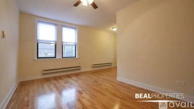 Main picture of 818 W Diversey Pkwy