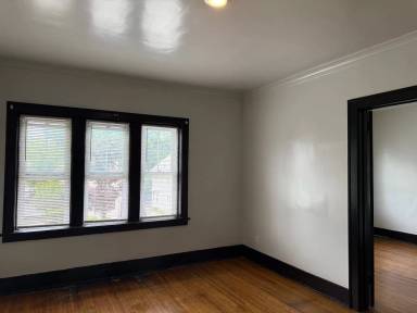 Main picture of 401 Ridgeway Ave