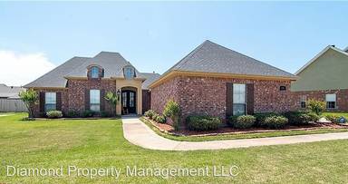 Main picture of 108 Magnolia Chase Dr
