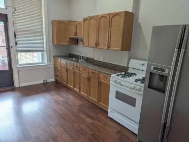 Main picture of 2846 Wyoming St