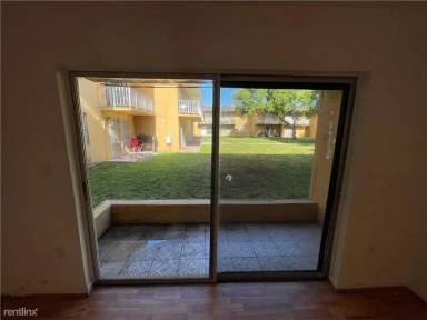 Main picture of 505 NW 177th St Apartments