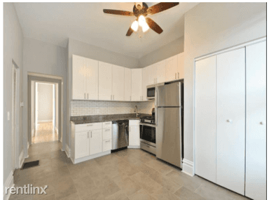 Main picture of 933 W Altgeld St