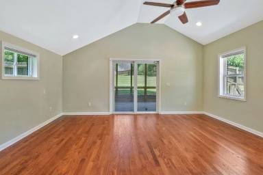 Main picture of 2003 Rosecliff Dr