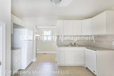 Main picture of 232 Woodrow St