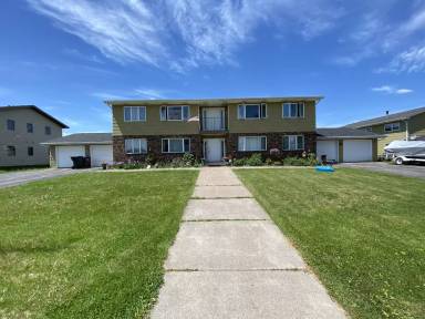 Main picture of 3211 John Ave