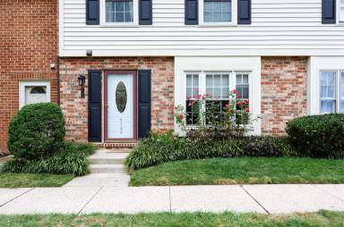 Main picture of 5584 First Statesman Ln