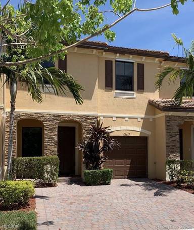 Main picture of 23627 SW 118th Ave