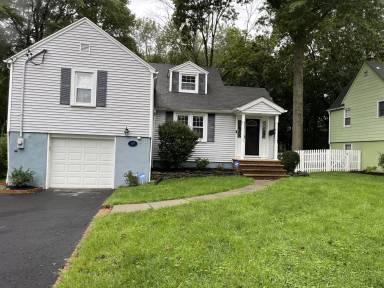 Main picture of 115 Beechwood Rd