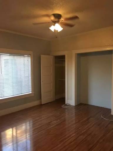 Main picture of 4266 Melrose Ave