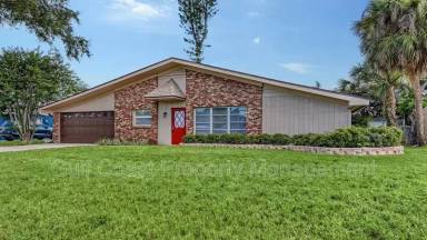 Main picture of 2551 Waneta Dr