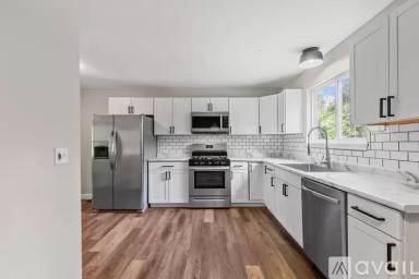 Main picture of 230 Diekamp Ln