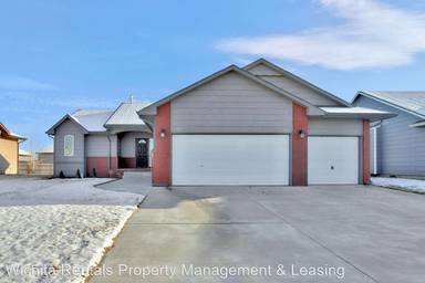 Main picture of 524 S Horseshoe Bnd