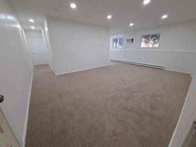 Main picture of 101 South St