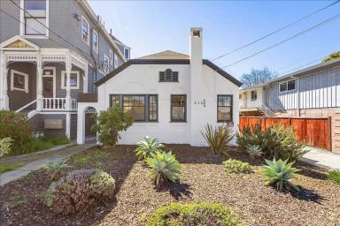 Main picture of 2134 Clinton Ave