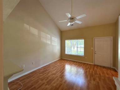 Main picture of 12402 Bluestem Ln