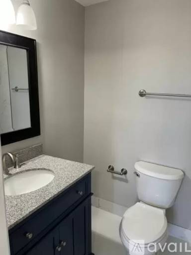 Main picture of 777 SW 9th Ave
