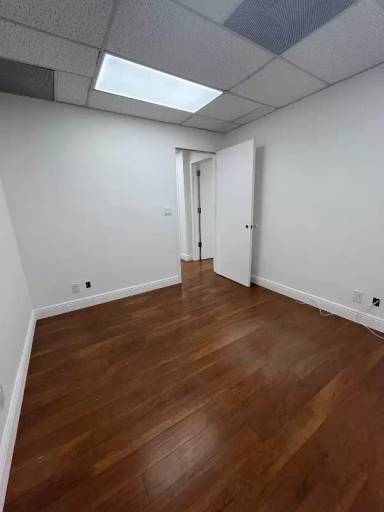 Main picture of 7880 W Oakland Park Blvd