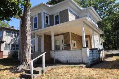 Main picture of 645 N Bever St