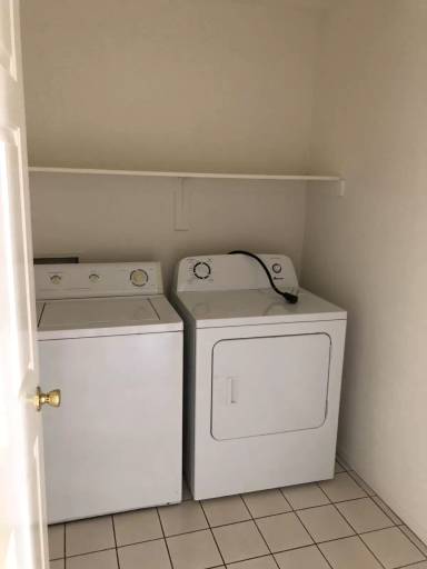 Main picture of 15065 W Lincoln St
