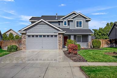 Main picture of 1976 W Grand Teton Dr