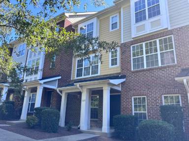 Main picture of 3839 Cary Glen Blvd