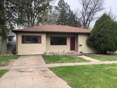 Main picture of 705 Meeker St