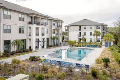 Main picture of Inlet Residences