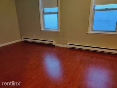 Main picture of 340 Main St