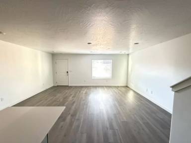 Main picture of 1742 S Devils Garden Ln