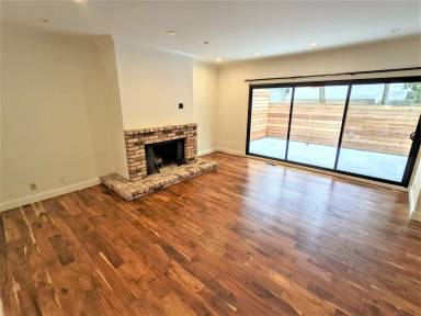 Main picture of 135 Galewood Cir