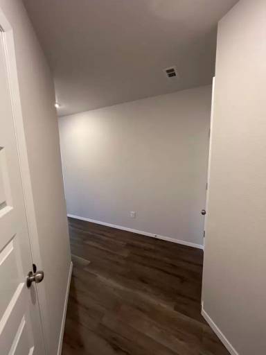 Main picture of 1913 Aspen St