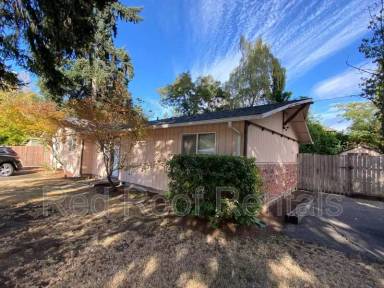 Main picture of 5709 64th St W