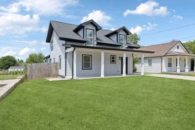 Main picture of 1613 23rd Ave N