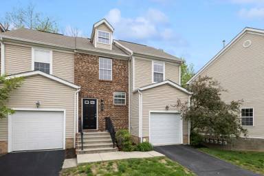 Main picture of 177 Prairiecreek Way