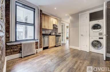 Main picture of 214 1st Ave