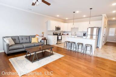 Main picture of Sycamore Heights Townhomes