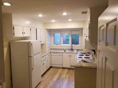 Main picture of 73 Deerfield Rd