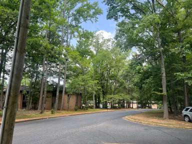Main picture of 215 Orchard Trace Ln