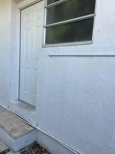 Main picture of 2815 SW 37th Ct