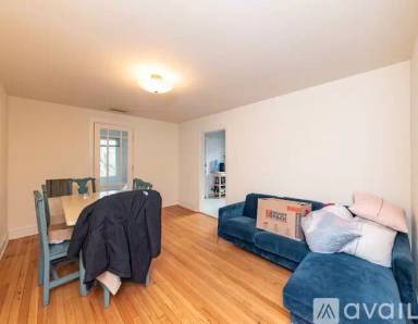 Main picture of 3411 N Elaine Pl