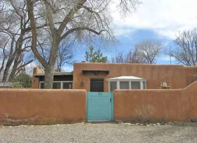 Main picture of 515 Acequia Madre