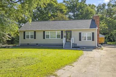 Main picture of 102 Cynthia Dr