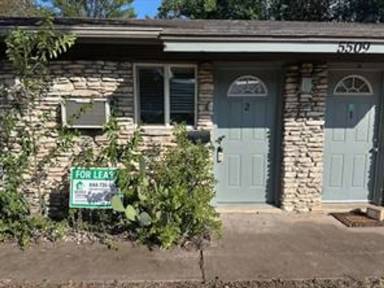 Main picture of 5509 Guadalupe St