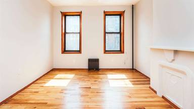 Main picture of 93 Knickerbocker Ave