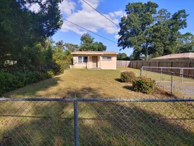 Main picture of 604 N 70th Ave