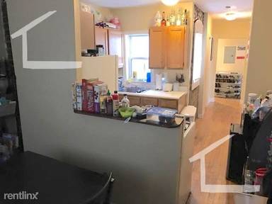 Main picture of 733 Parker St